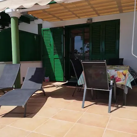 Vista Golf Con Piscina Apartamento